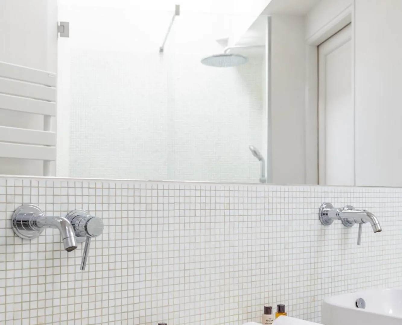 Appartamento Veeve - Loft Living On Luxembourg Parigi
